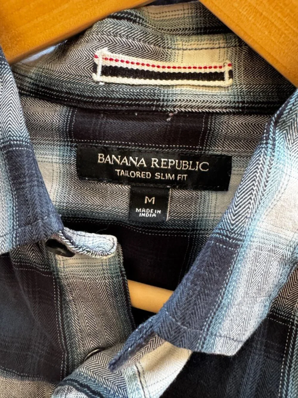 Banana Republic Tailored Slim Fit Button Down with Snaps Size M